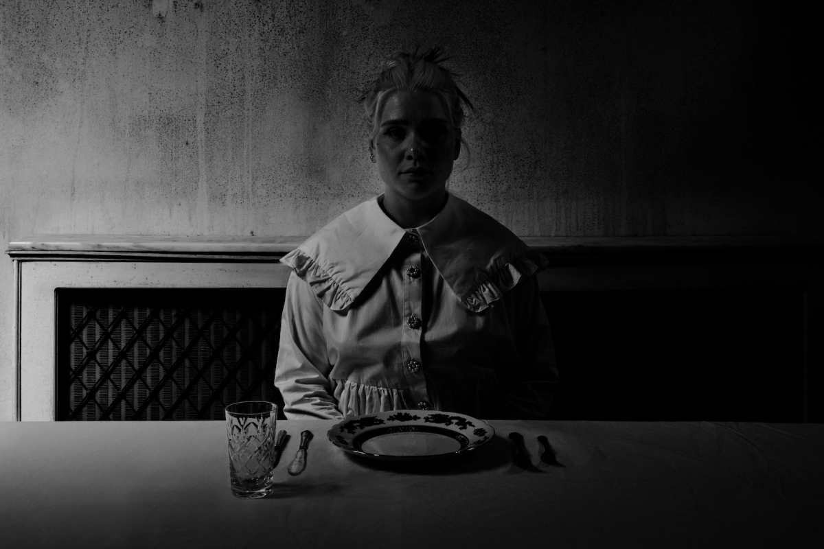 MOA strips everything back on devastating ballad ‘Me Vs Me’