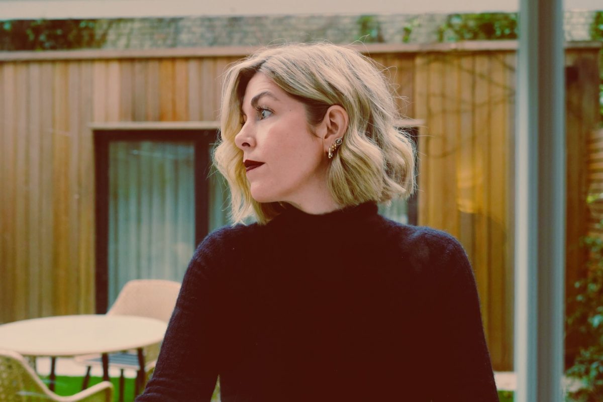 Emily Chambers shares soulful new single ‘What Do You Want?’