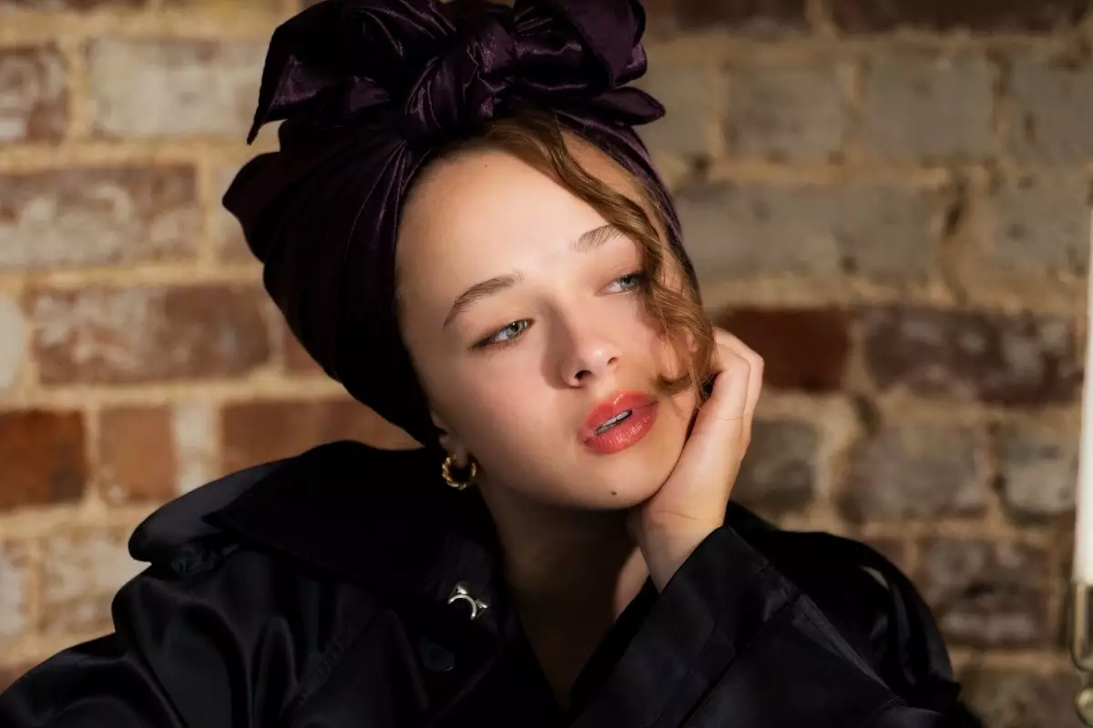 Bella Barbe releases rebellious new single ‘Go To Dinner’