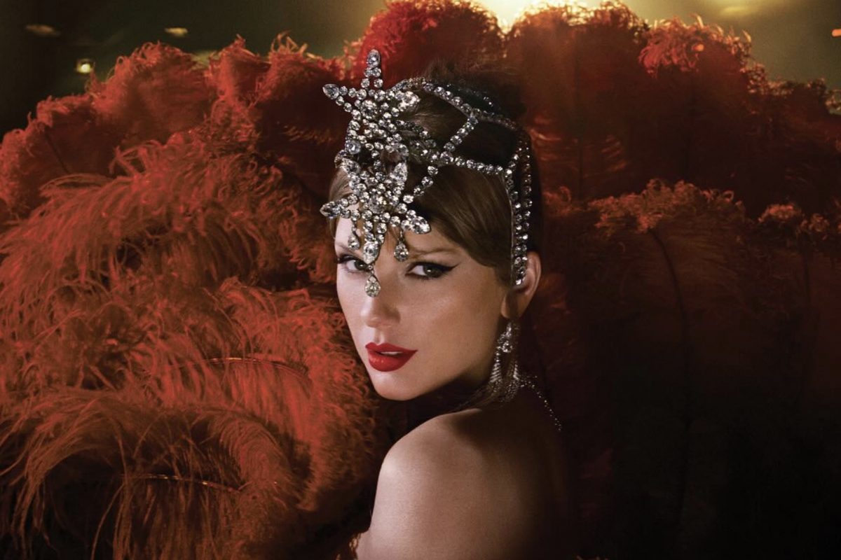 Taylor Swift shines on The Life of a Showgirl