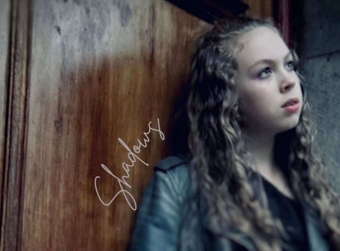 Iris Craig shares thoughtful new single ‘Shadows’
