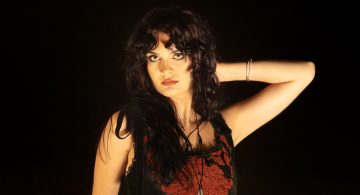 Amber Saqladi artist photo