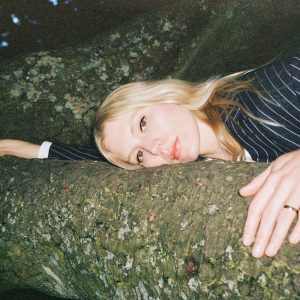 Alice Costelloe artist photo