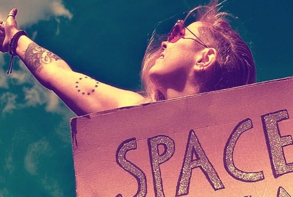 annie on the run 'space ibiza' artwork