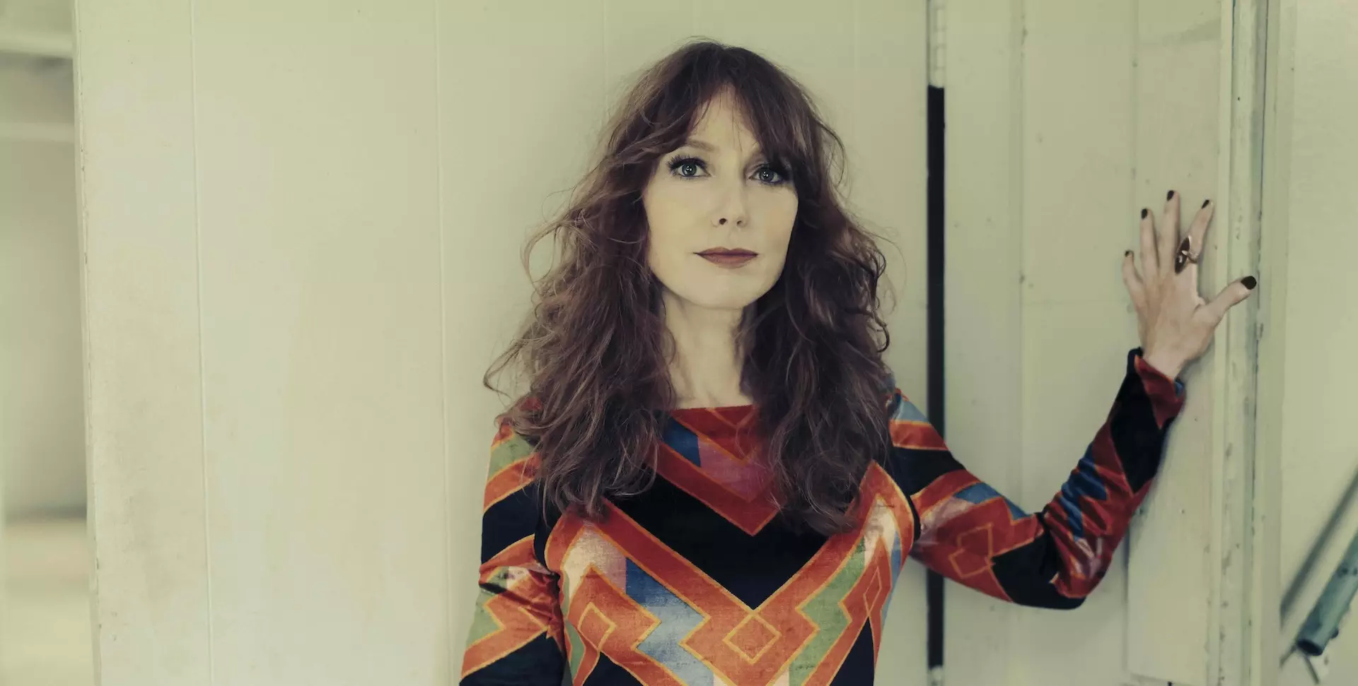 Alicia Witt Between Heaven and Earth artwork