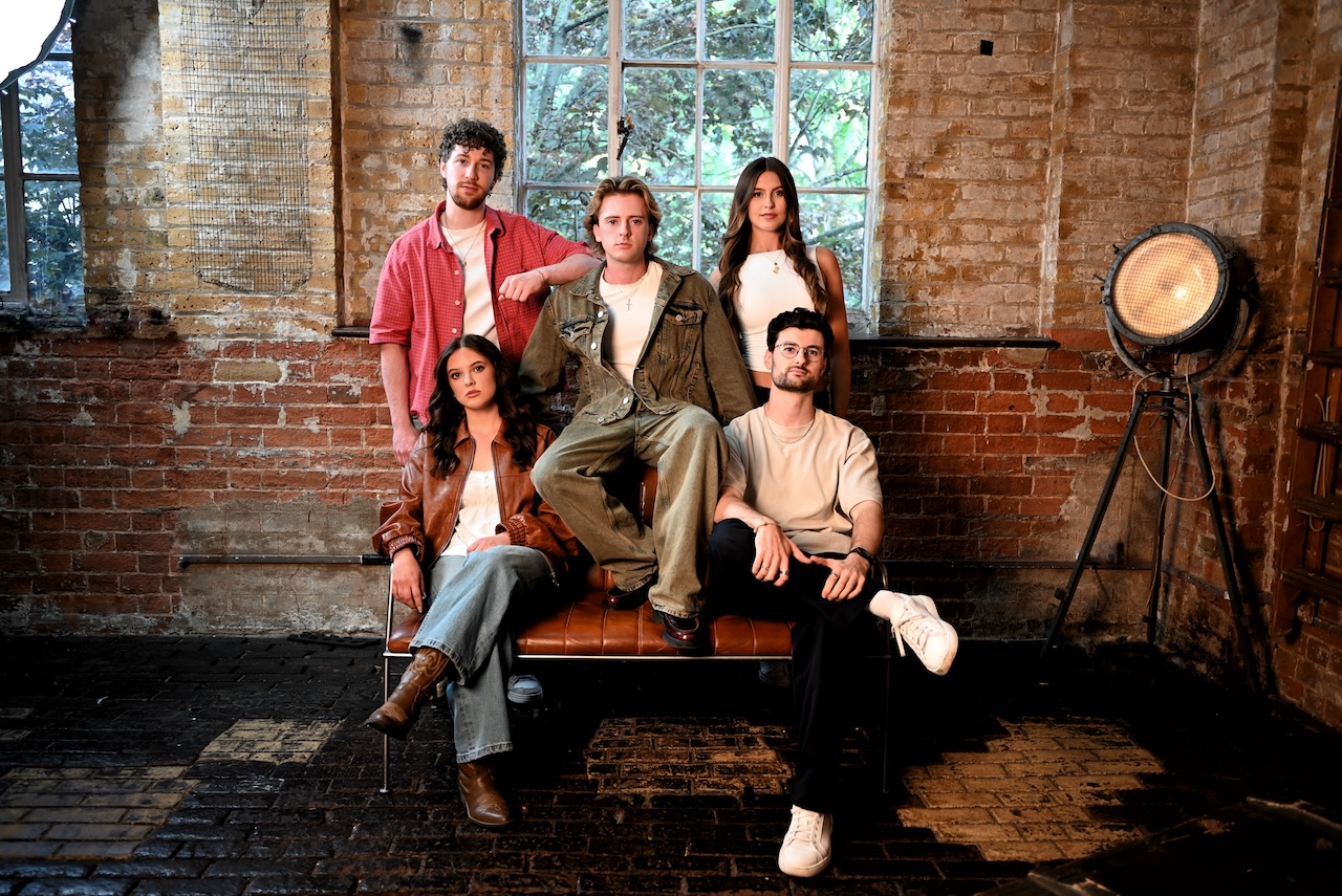 Photo of the band DENYM